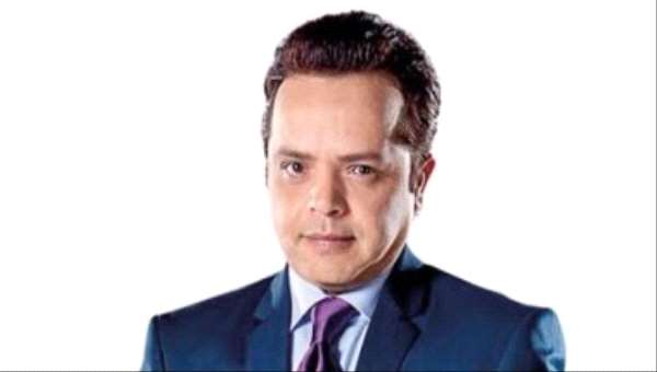 اليوم.. محمد هنيدى يصور أفيشات فيلمه "عنتر ابن ابن ابن ابن شداد"