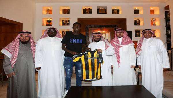 نادي الاتحاد السعودي يوقع عقود احتراف مع 4 لاعبين