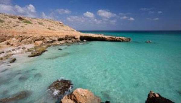 تمهيداً لتحرير مدينة الحديدة ... ثمان جزر يمنية بقبضة الجيش وقوات التحالف 