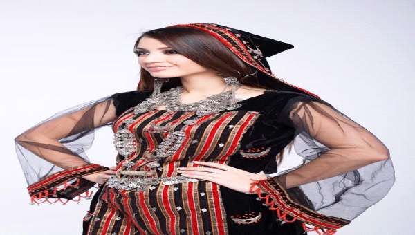 اول حوار مع اول عارضة أزياء يمنية .. امها روسية وتجيد 3 لغات وهذا طموحها 