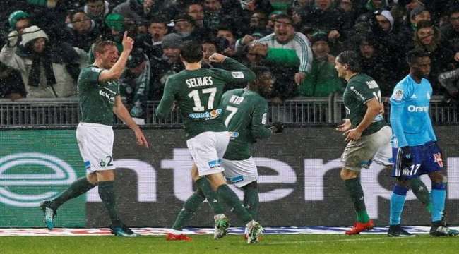 مرسيليا مهدد بفقدان المركز الثاني في الدوري الفرنسي