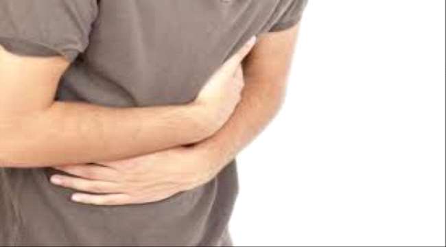 استخدم الطب البديل وعالج المغص بالأعشاب