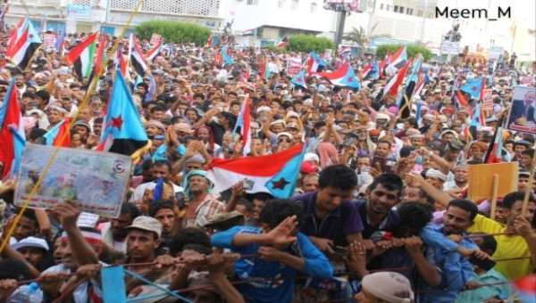 إعلان المجلس الانتقالي الجنوبي يزيد اليمن غليانا