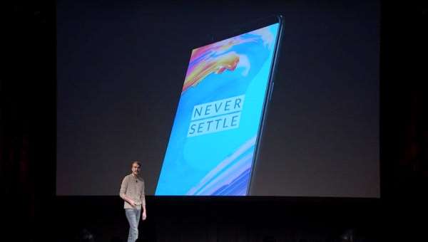 ون بلس تكشف النقاب رسمياً عن OnePlus 5T