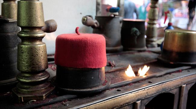 الطربوش.. صناعة تراثية تُصارع الاندثار في #مصـر (فيديو)