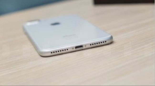 محللون يتوقعون بيع 350 مليون هاتف أيفون خلال عام