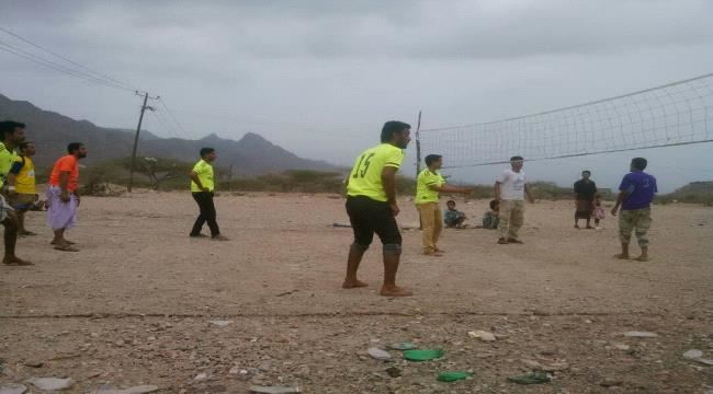 الاخبار الرياضية فريق الشهيد أمجد يفوز بصعوبة على فريق الشهيد عبد الرحمن الدوبلي في كرة الطائرة