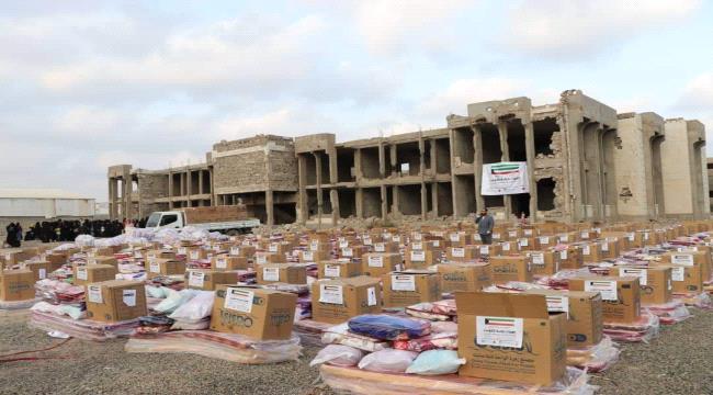 حملة الكويت إلى جانبكم تنفذ حملة إغاثية وإيوائية للنازحين في عدن