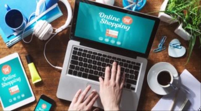 دراسة: 1من كل 5 منتجات تباع على الإنترنت "مضروبة".. العطور والماكياج الأبرز