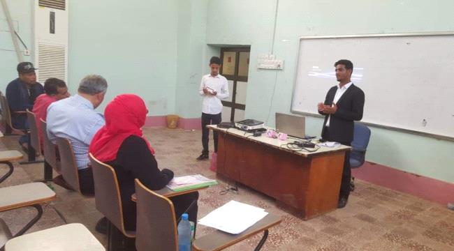 شعبة الإذاعة والتلفزيون تواصل مناقشة مشاريع التخرج لطلاب البكالوريوس في قسم الصحافة والإعلام