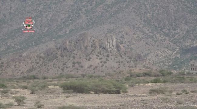 طيران #التحـالف_العربي يشن غارات جوية على مواقع مليشيات #الحـوثي في جبهة رسيان في مديرية مقبنة بتعز 