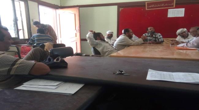 مدير ثانوية الأهدل بعدن : سنعلق الإضراب من أجل أبنائها الطلاب