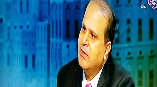 محلل سياسي جنوبي يتلقى عرضا ماليا كبيرا للظهور في قناة "الجزيرة"