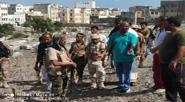 إزالة بسط  على حرم مقبرة القطيع بعدن