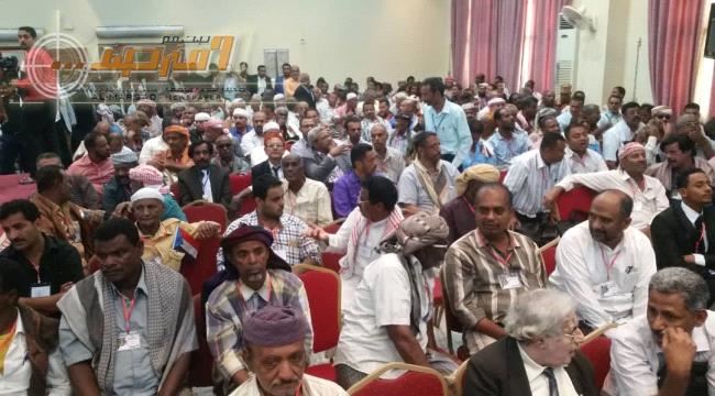 قال الجنوب "بنأخذه"..بن بريك:الانتقالي مفتوح لكل جنوبي وسنناصر أهالي بيحان ووادي #حضـرموت 