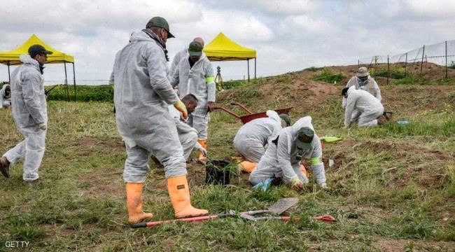 بعد نبش المقابر.. العراق يبد أ التعرف على هويات ضحايا داعش