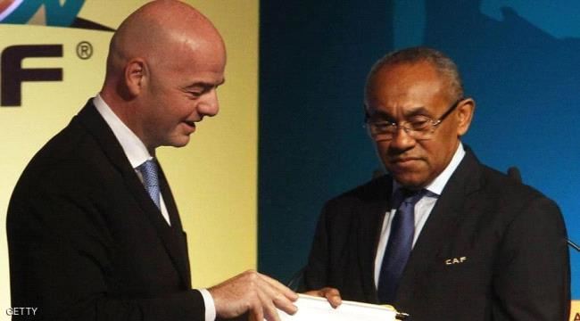 الفيفا يؤكد استجواب رئيس الكاف في باريس