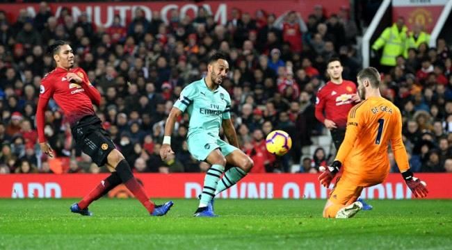 موعد مباراة آرسنال ضد مانشستر يونايتد اليوم في الدوري الإنجليزي