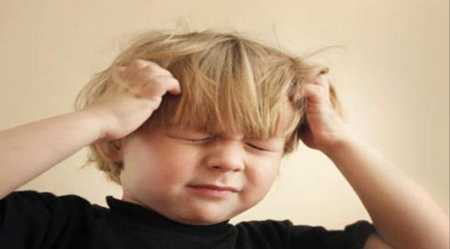 أنواع عديده من الحساسية يمكن أن تؤثر على الجلد وفروة الرأس. .