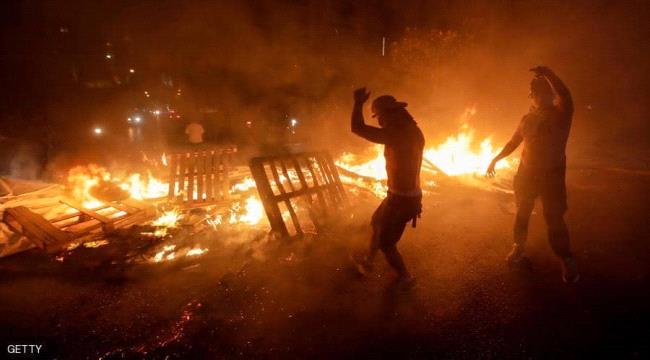 قرار "مكالمات التطبيقات الذكية" يشعل الشارع في لبنان