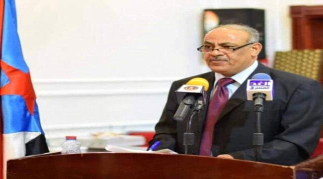 رئيس المجلس الانتقالي  بحضرموت يوكد وقوفه مع السلطة المحلية في مجابهة فيروس كورونا