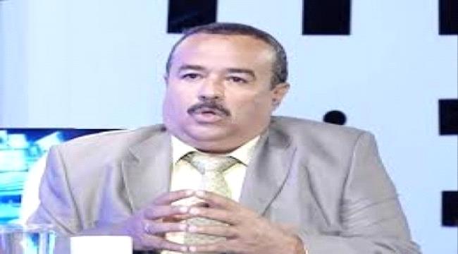 اكاديمي جنوبي : لهذه الاسباب..الانتقالي هزم الشرعية قبل تفجيرها للحرب؟