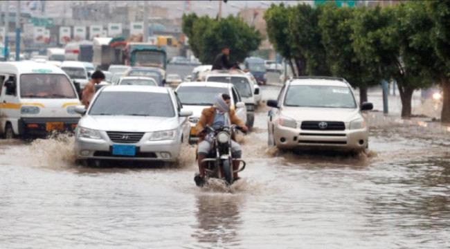 الشرق الاوسط : سيول جارفة تضرب عدن... وهادي يوجه باتخاذ تدابير للإغاثة والإيواء
