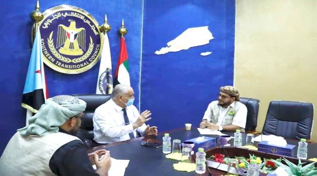 أفران عدن الخيرية تبدأ حملة استجابة عاجلة على أرض الواقع  لإغاثة متضرري السيول في مديريتي صيرة والمعلا 