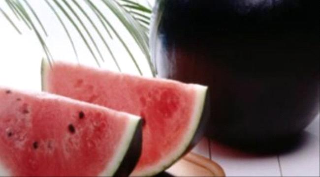 فوائد البطيخ.. تقوية المناعة وترطيب الجسم