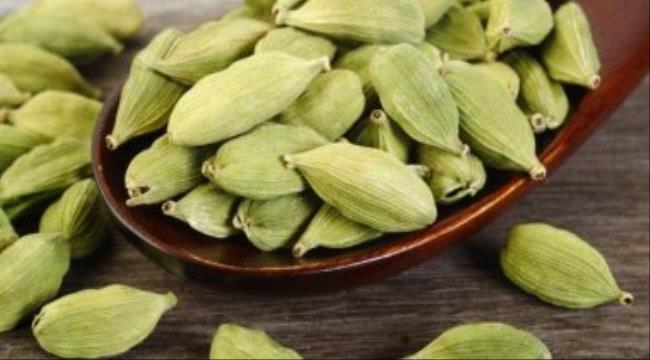 فوائد تناول الهيل فى الطعام على صحة جسمك