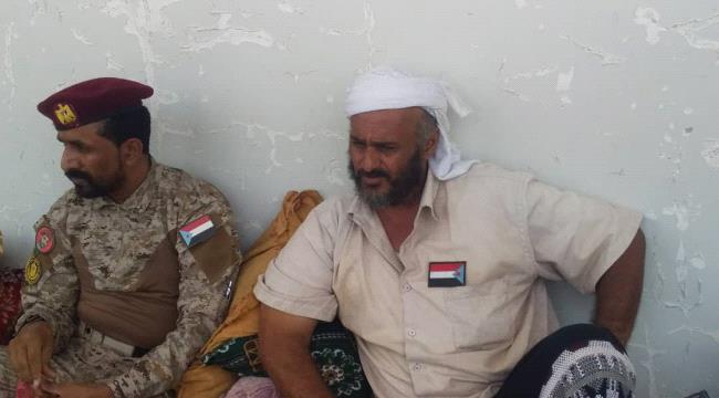 رئيس انتقالي لودر وقائد الحزام الامني يقومان بزيارة إلى مركز الاستقلال
