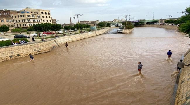 جماعة الحوثي تكشف عن عدد ضحايا السيول والأمطار