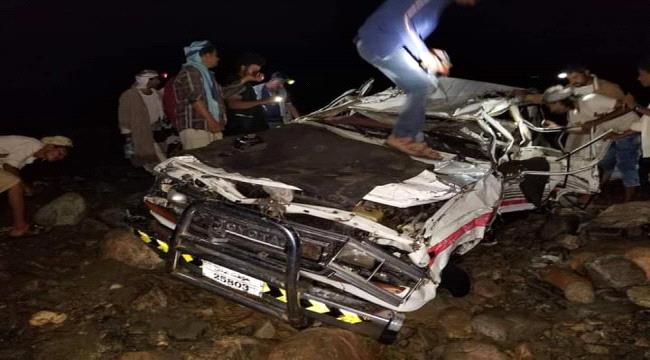 السيول تجرف سيارة على متنها 4 من أبناء قبيلة الحنشي و 2 من مديرية سبّاح بمنطقة العسكرية بيافع