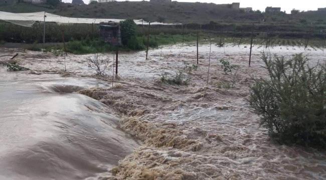 وفاة3نساء وطفلان جراء السيول بصنعاء