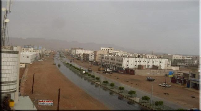 ابناء شبوة: مظاهرة الائتلاف لا تمثلنا وبن عديو يهدر اموال المحافظة على حزبة