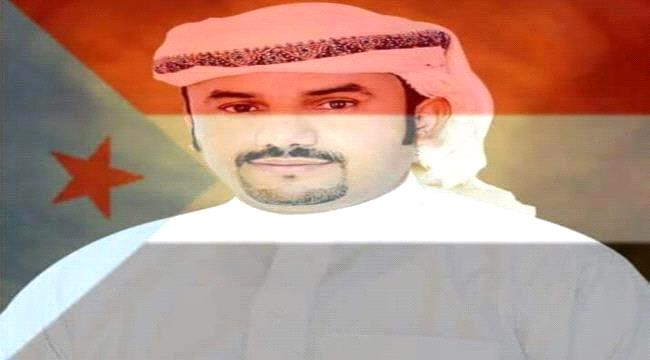 ناشط جنوبي: الائتلاف الوطني اختار شارع صغير في عتق ليبدو الحشد كبيرا  
