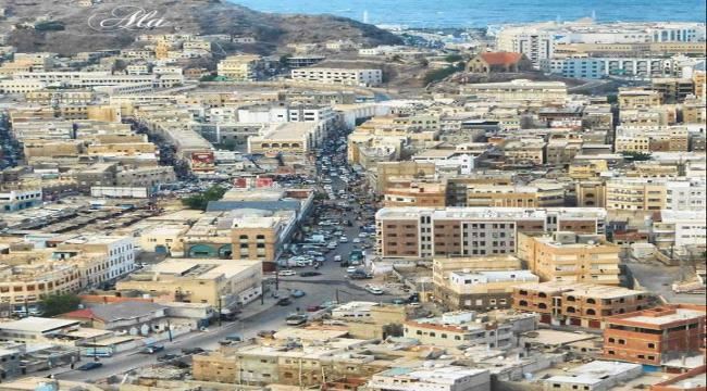 المناطق المحررة تبدأ دفع  الخمس للحوثي