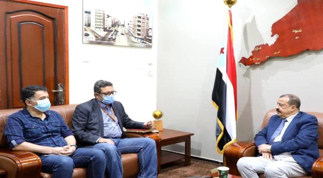 اللواء بن بريك يستقبل القائم بأعمال مدير الأمن والسلامة بمكتب الأمم المتحدة في العاصمة عدن 