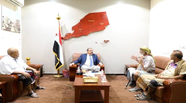 بن بريك يلتقي احد ابرز مشائخ ابين 