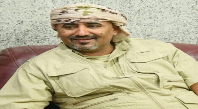 صحفي عدني يدعو قيادة ووفد الانتقالي الجنوبي العودة إلى العاصمة عدن