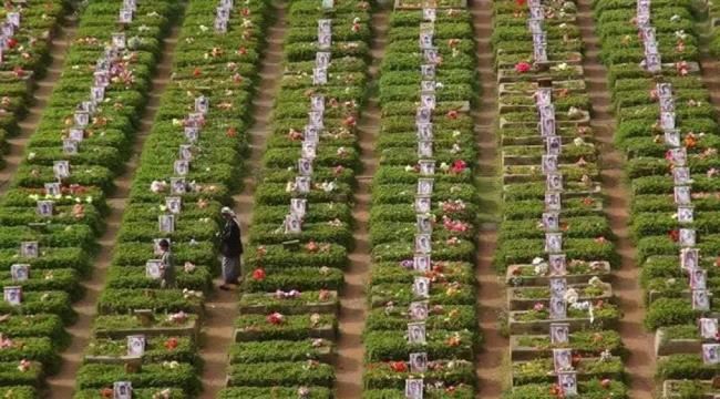 في أقل من أسبوع.. مليشيا الحوثي المتمردة تشيع 181 من عناصرها بينهم 49 قياديا (أسماء)