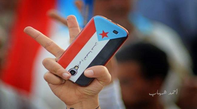 قيادي بالأنتقالي يحذِّر من مخطط لشق الصف الجنوبي