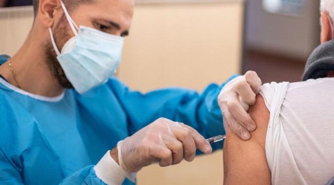 عرض الصحف البريطانية..لقاح فيروس كورونا: كيف نكافح الوباء بعيدا عن السياسة؟
