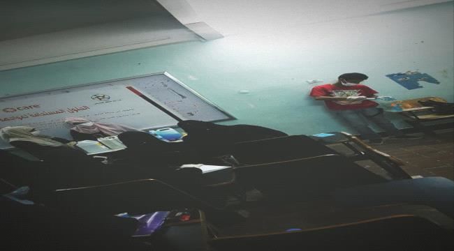 مبادرة (100ريال) للتكافل الاجتماعي تقيم ورشة لصناعة المعقمات في كلية الآداب - جامعة عدن