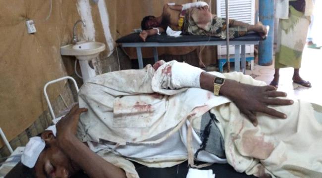 إصابة مواطنين اثنين إثر نفجار لغم حوثي بدراجتهما النارية في الدريهمي جنوب الحديدة