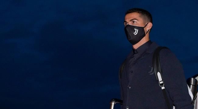 جماهير برشلونة تستقبل كريستيانو رونالدو بصافرات الاستهجان