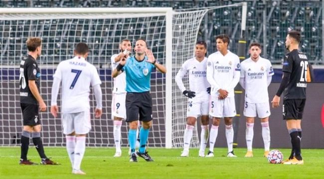 ريال مدريد أمام مونشنغلادباخ.. "أكون أو لا أكون"