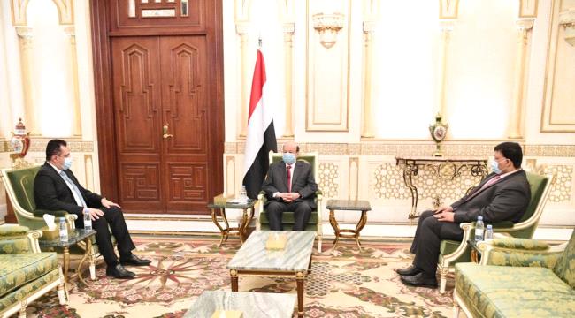 تفاصيل لقاء جمع الرئيس هادي ورئيس حكومته لمناقشة إعلان الحكومة و أولوياتها