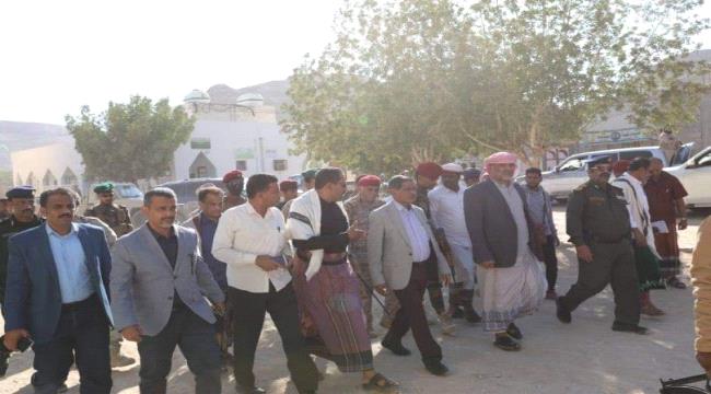 محافظ حضرموت يفتتح عدداً من المشاريع بمديرية ساه