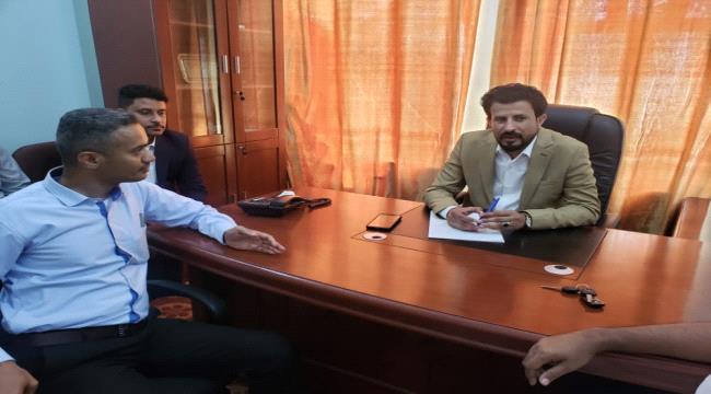 رئيس هيئة النقل البري يطلع على نشاط فرع الهيئة بمحافظة المهرة